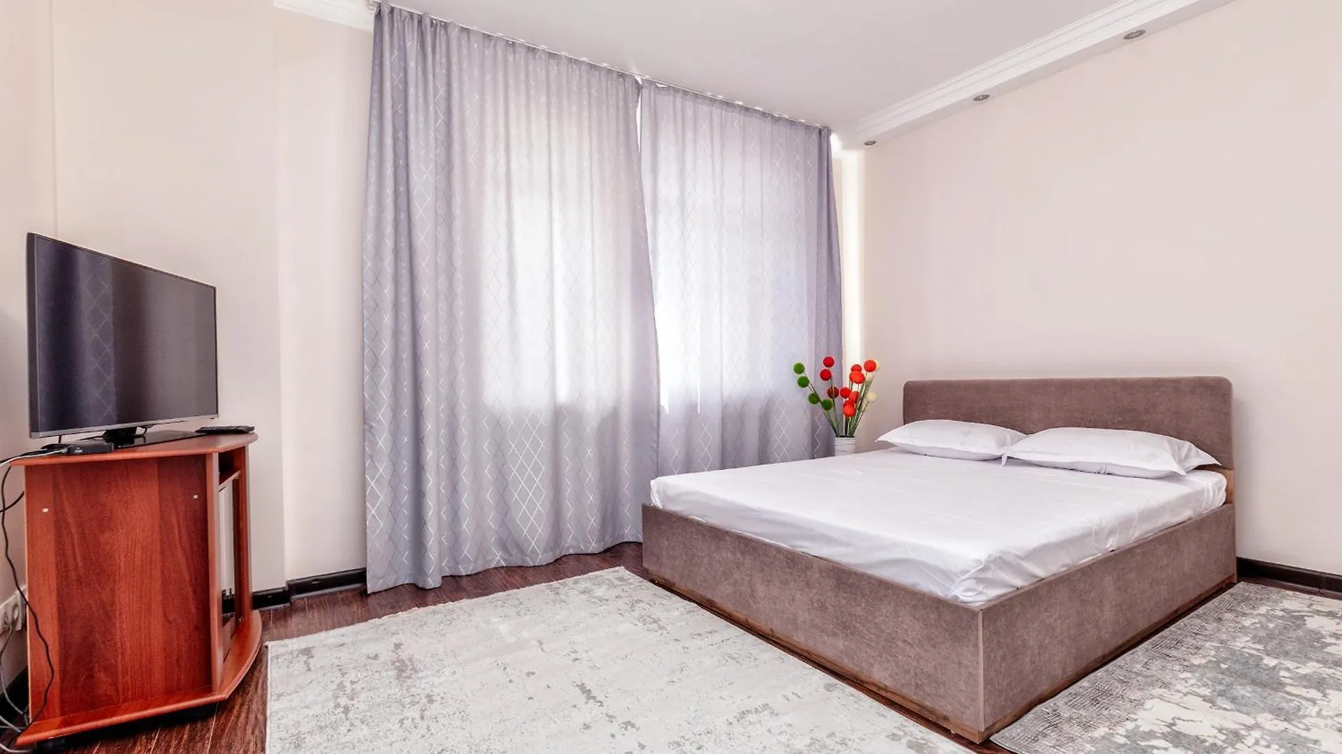Красивая Квартира Сердце Астаны Astana Apartmán